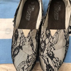 TOMS Classic Black Lace Shoes